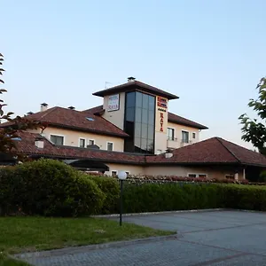 Elysium Raya Hotel